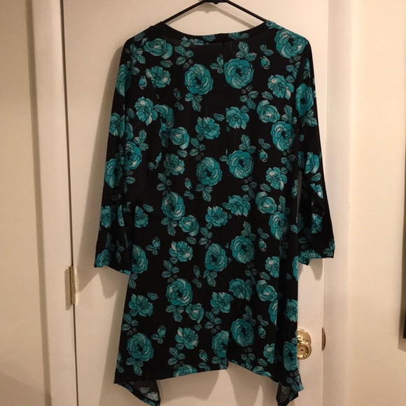 NWOT Glam Sidetail Tunic - Picture 2 of 6